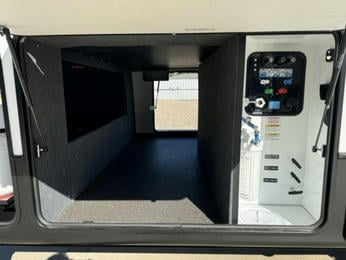 2024 Big Country 3200RLK