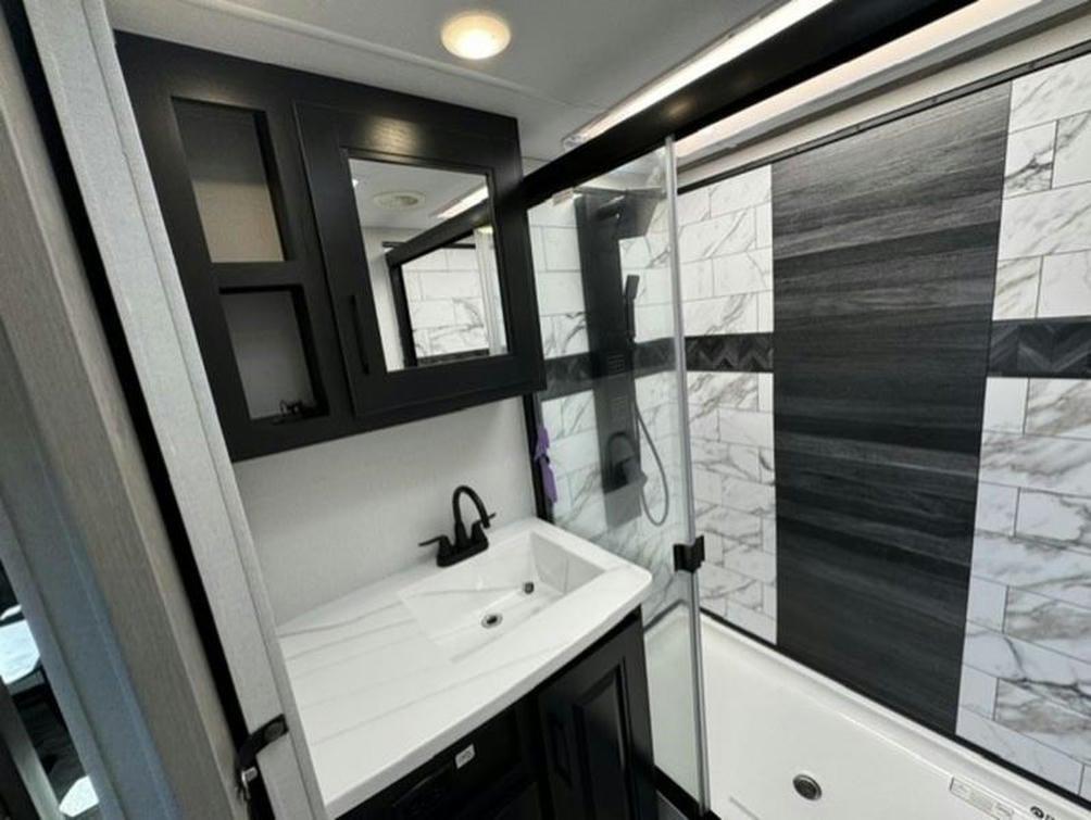 2024 Big Country 3200RLK