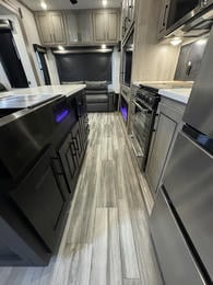 2024 Big Country 3200RLK