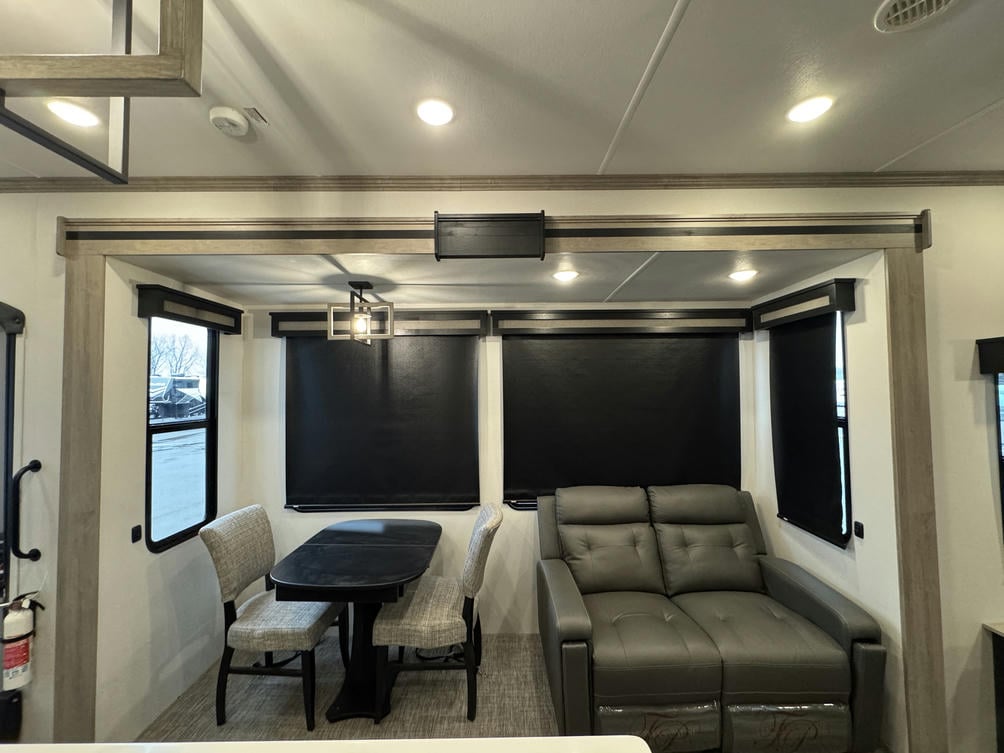 2024 Big Country 3200RLK