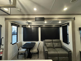 2024 Big Country 3200RLK