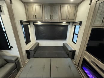 2024 Big Country 3200RLK