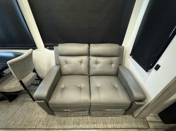 2024 Big Country 3200RLK