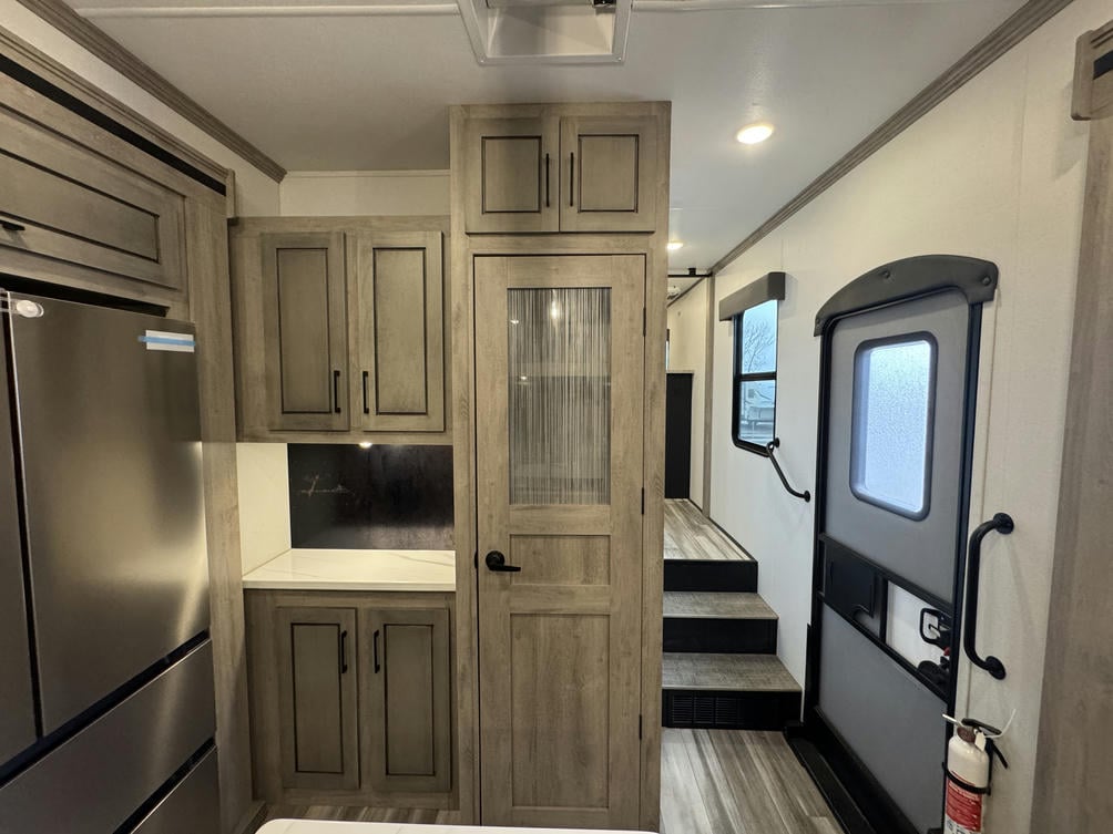 2024 Big Country 3200RLK