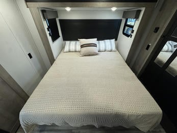 2024 Big Country 3200RLK