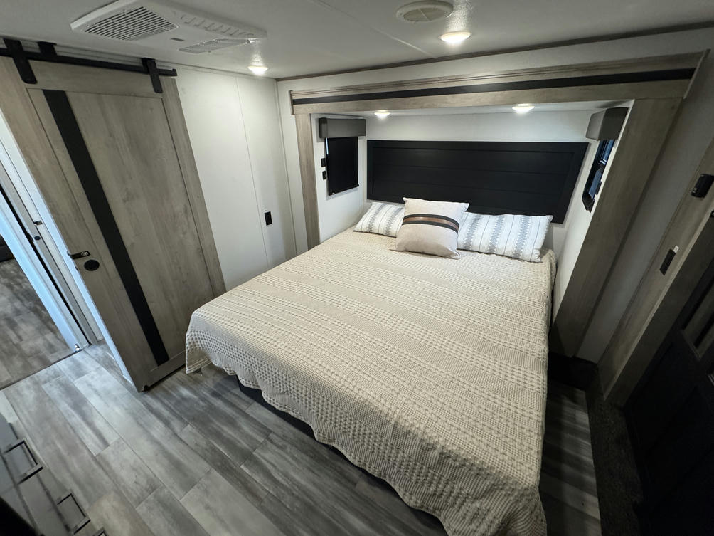 2024 Big Country 3200RLK