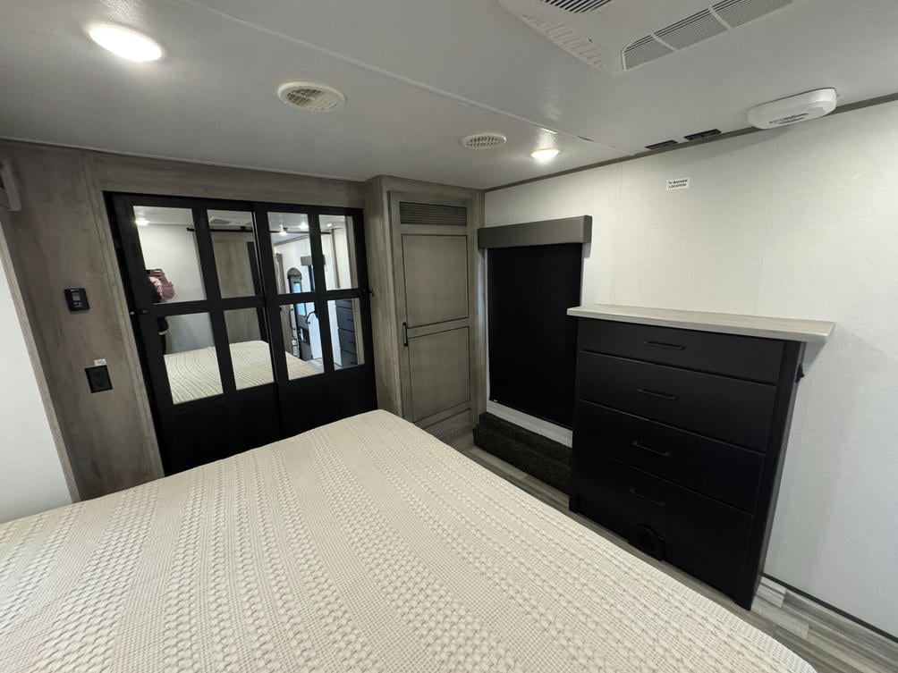 2024 Big Country 3200RLK