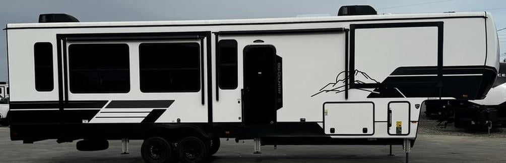 2024 Big Country 3502RKI