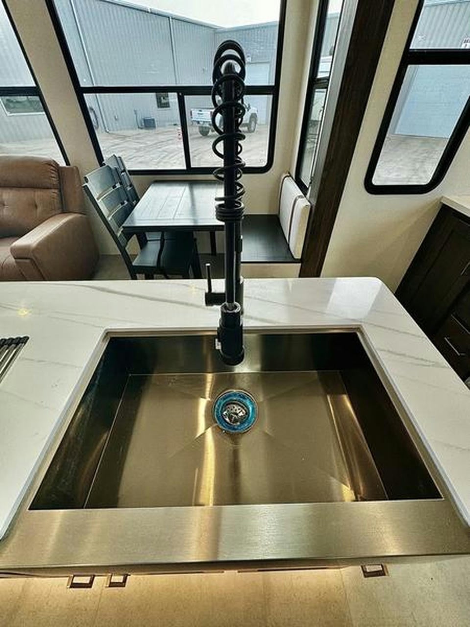 2024 Big Country 3502RKI