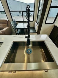 2024 Big Country 3502RKI