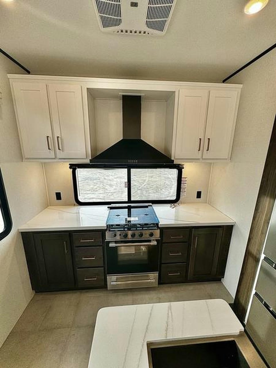 2024 Big Country 3502RKI