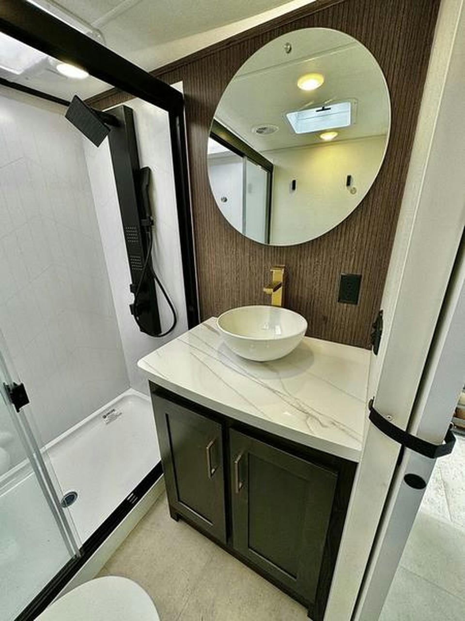 2024 Big Country 3502RKI