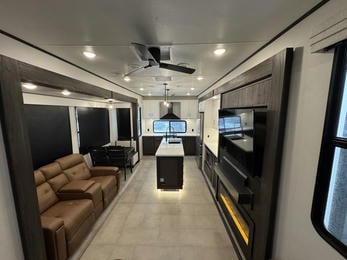 2024 Big Country 3502RKI