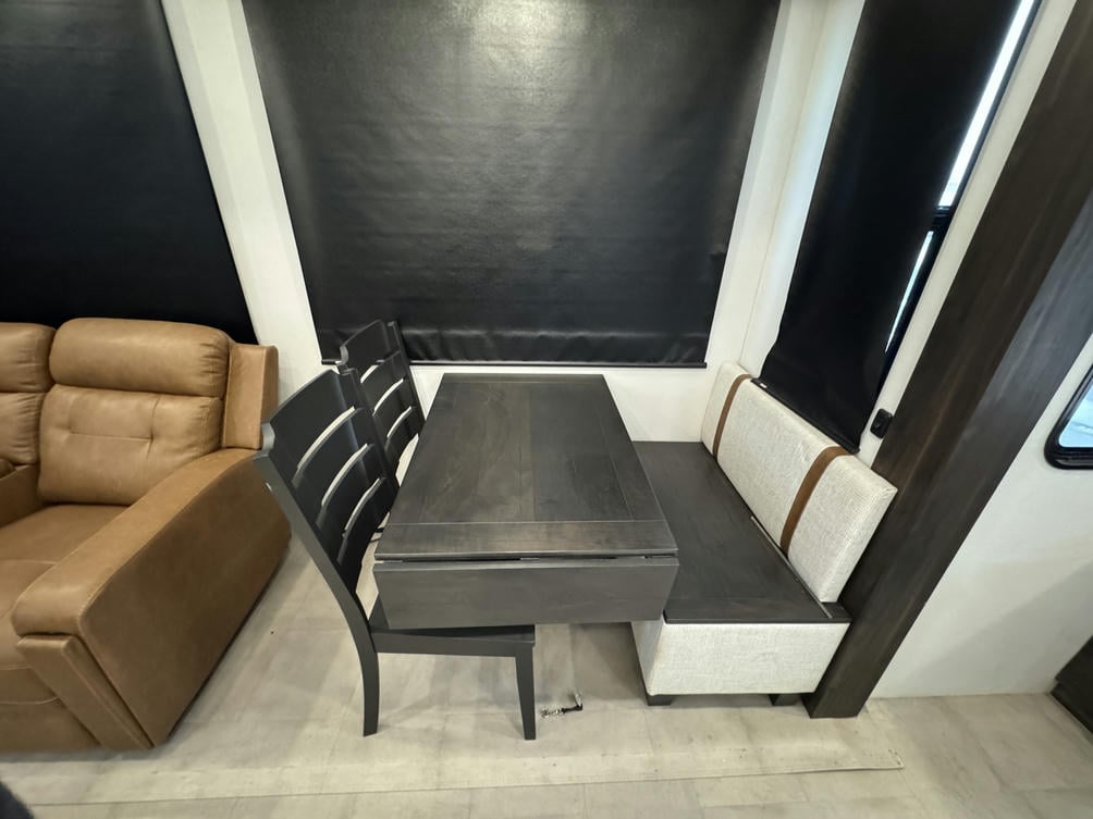 2024 Big Country 3502RKI