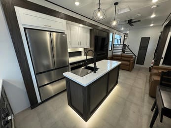 2024 Big Country 3502RKI