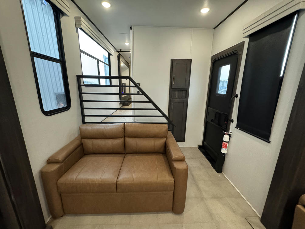 2024 Big Country 3502RKI