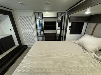 2024 Big Country 3502RKI