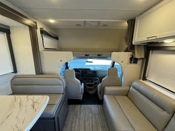 2024 FOUR WINDS 31EV