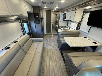 2024 FOUR WINDS 31EV