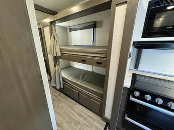 2024 FOUR WINDS 31EV