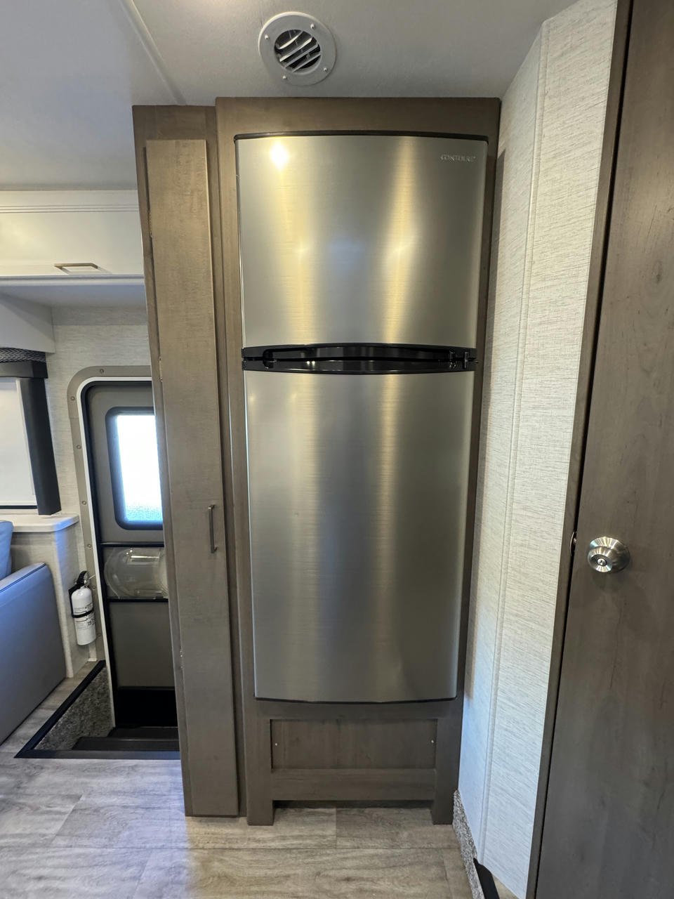 2024 FOUR WINDS 31EV