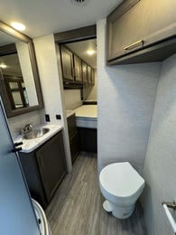 2024 FOUR WINDS 31EV