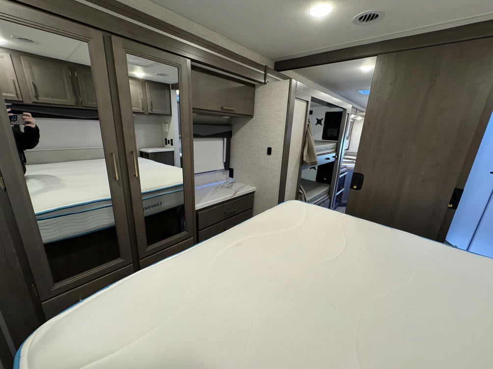 2024 FOUR WINDS 31EV