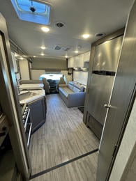 2024 FOUR WINDS 31EV