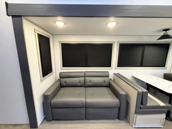 2024 Hemisphere 353BED