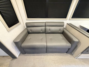 2024 Hemisphere 353BED