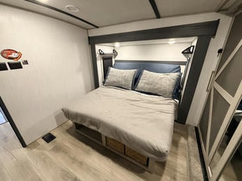 2024 Hemisphere 353BED