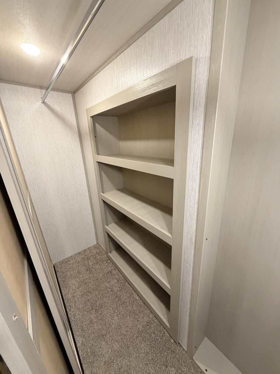 2024 Hemisphere 353BED