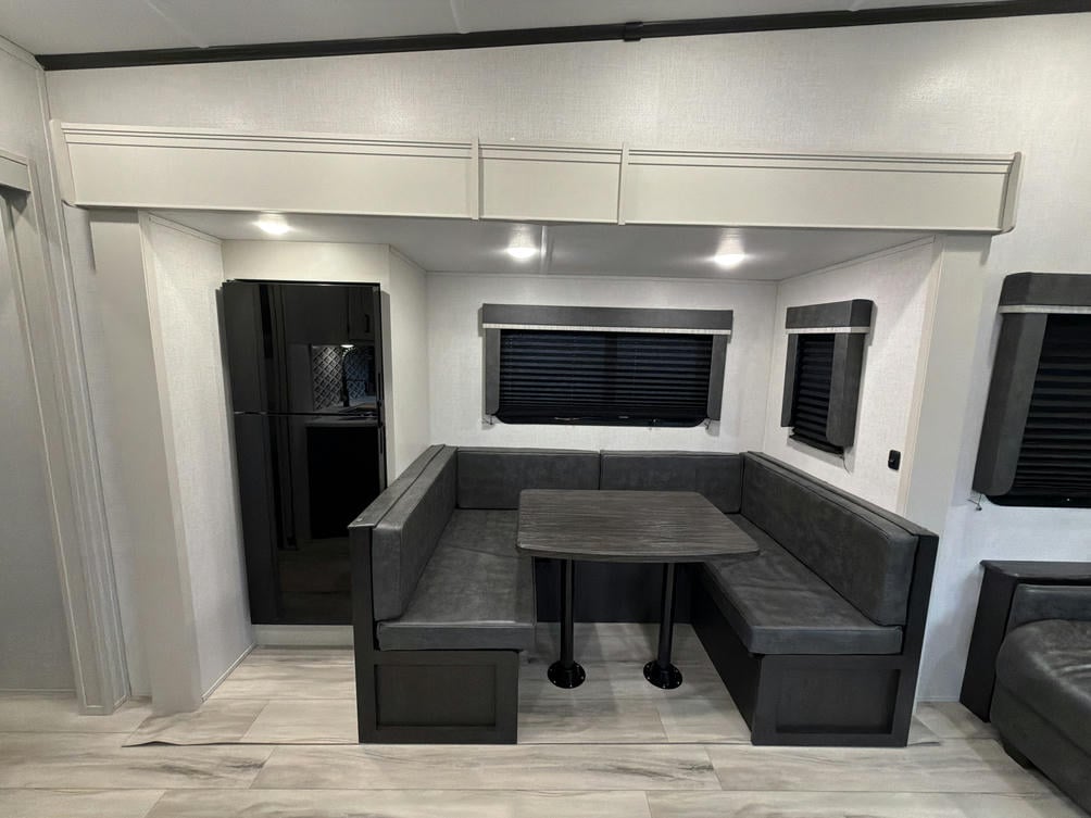 2025 Arcadia Select   27SBH