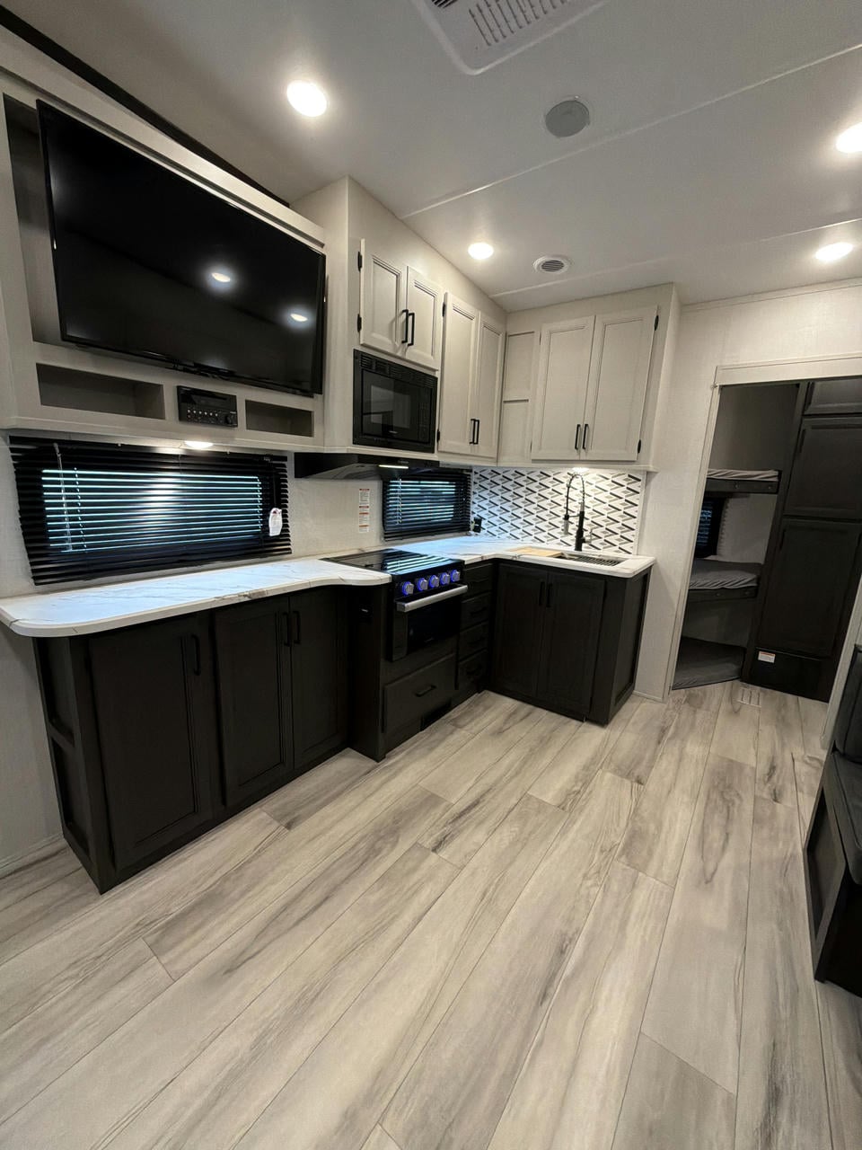 2025 Arcadia Select   27SBH