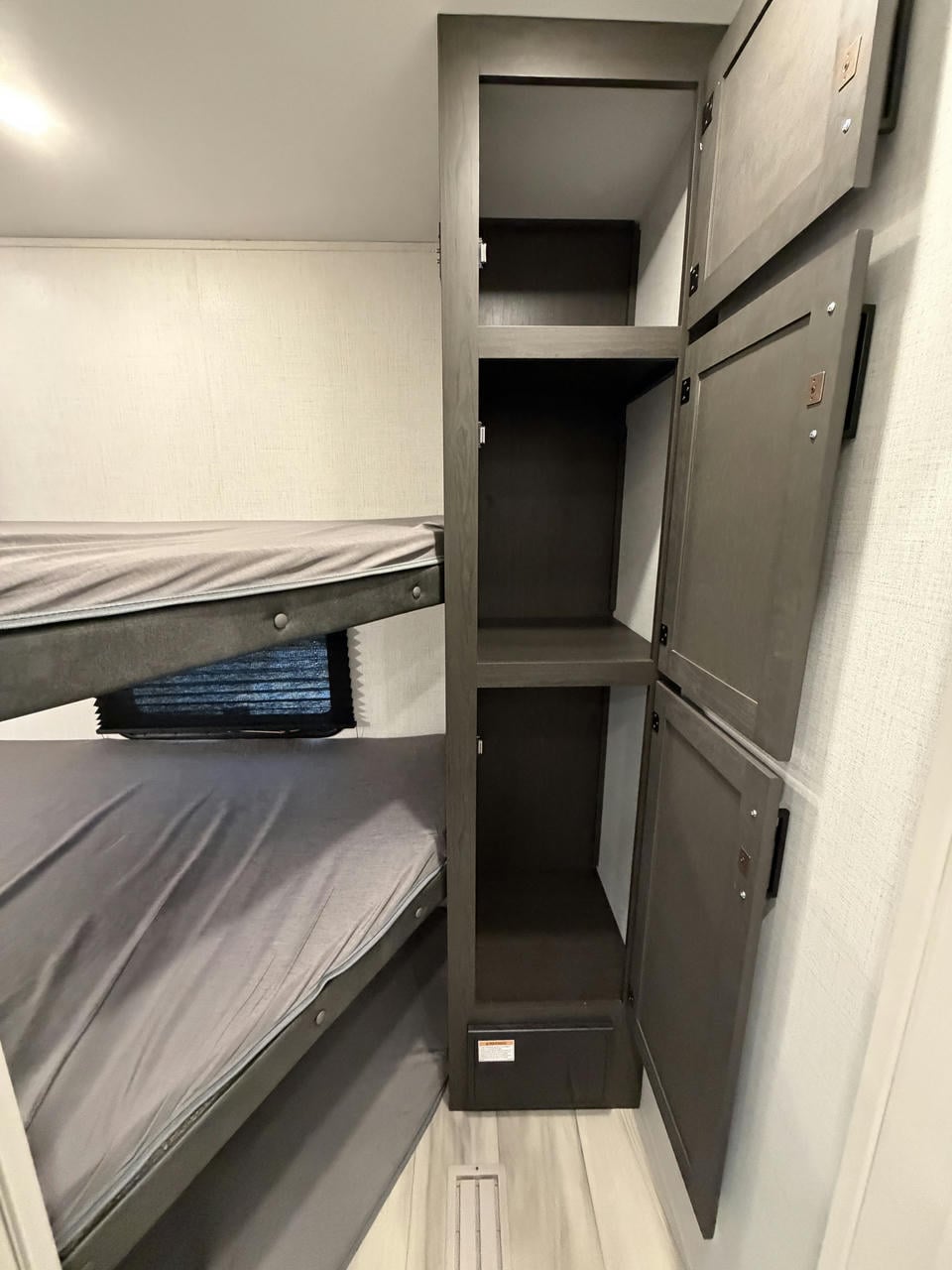 2025 Arcadia Select   27SBH