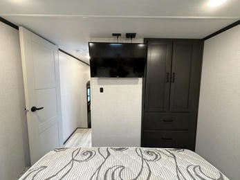 2025 Arcadia Select   27SBH