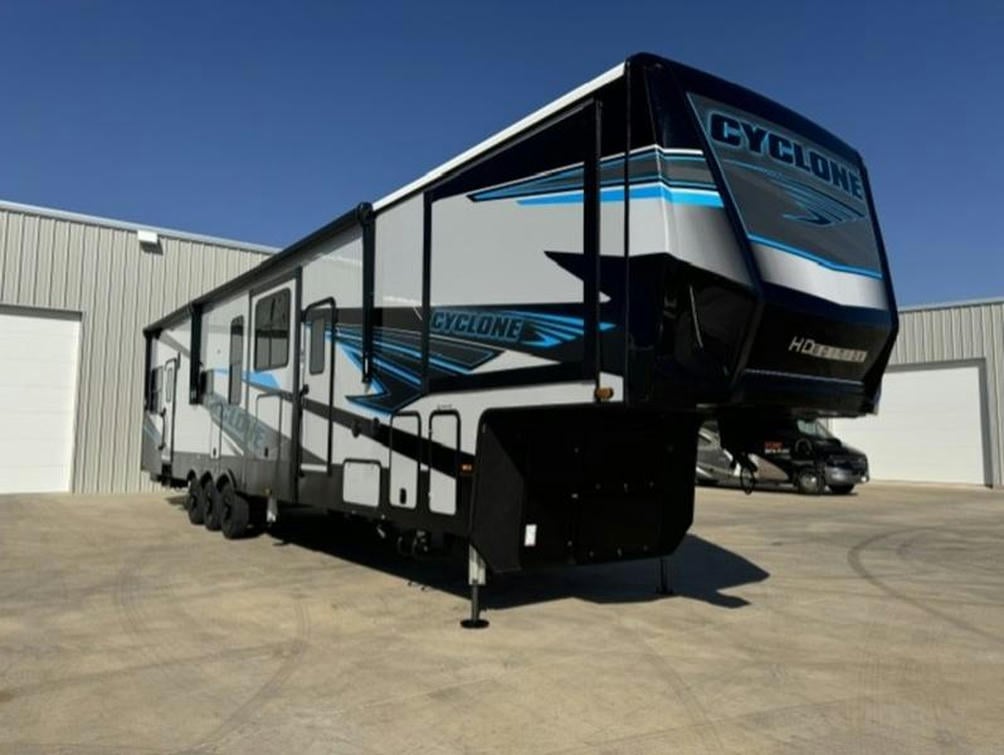 2026 Cyclone 4008