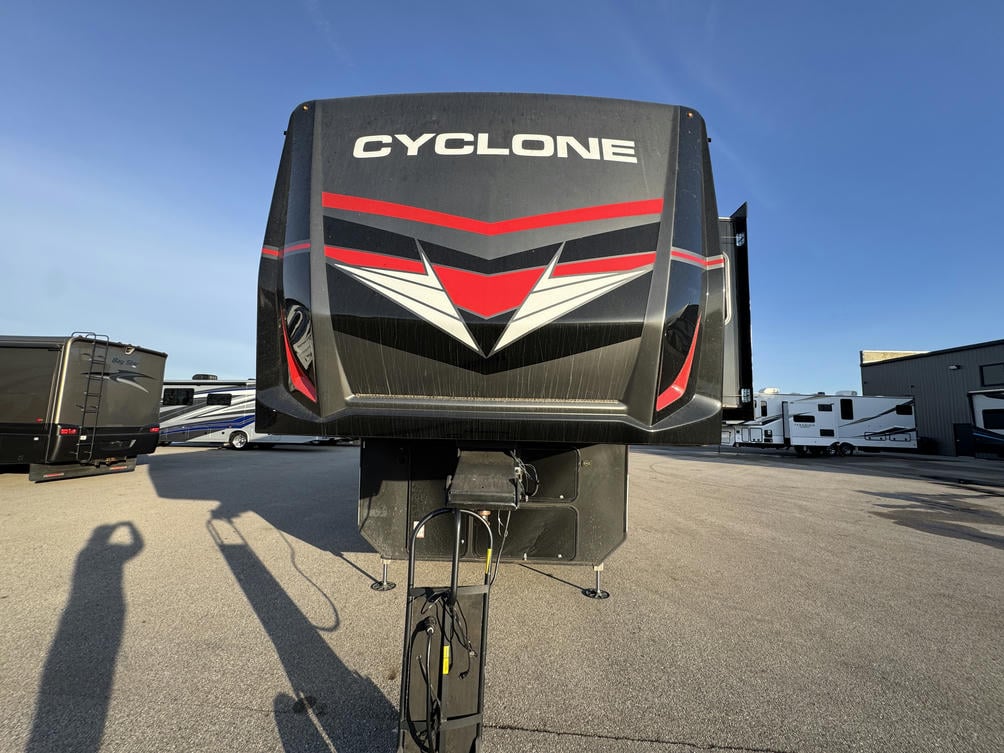 2026 Cyclone 4014C