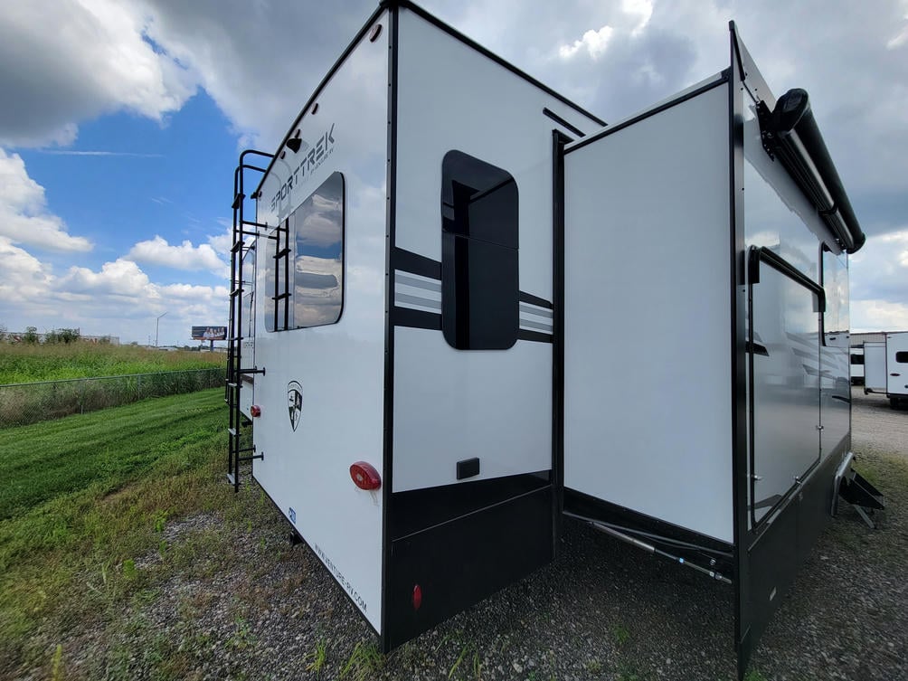 2026 SPORTTREK TOURING STTF353VIK