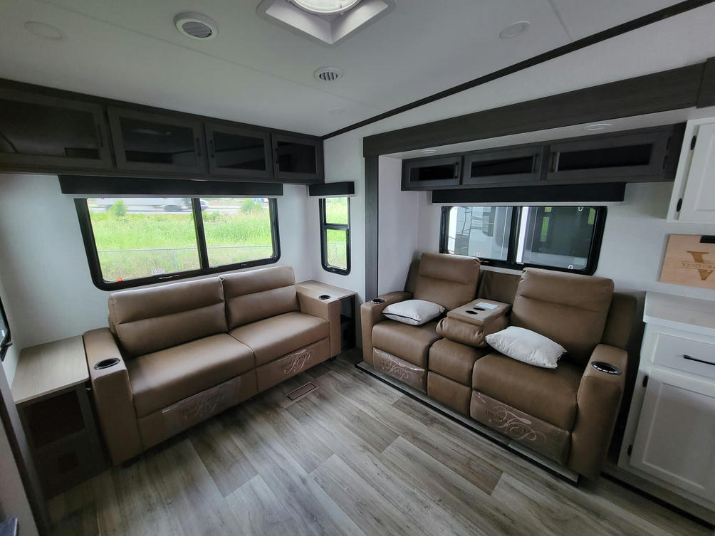 2026 SPORTTREK TOURING STTF353VIK